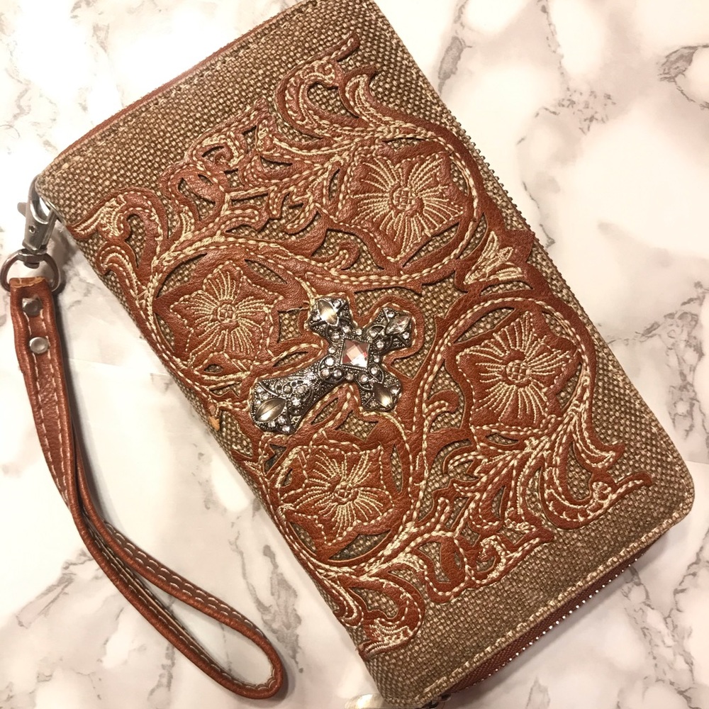 Montana West-Brown Bling Cross Wristlet Wallet